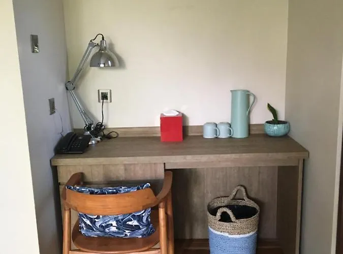 Bed & Breakfast Masih House *